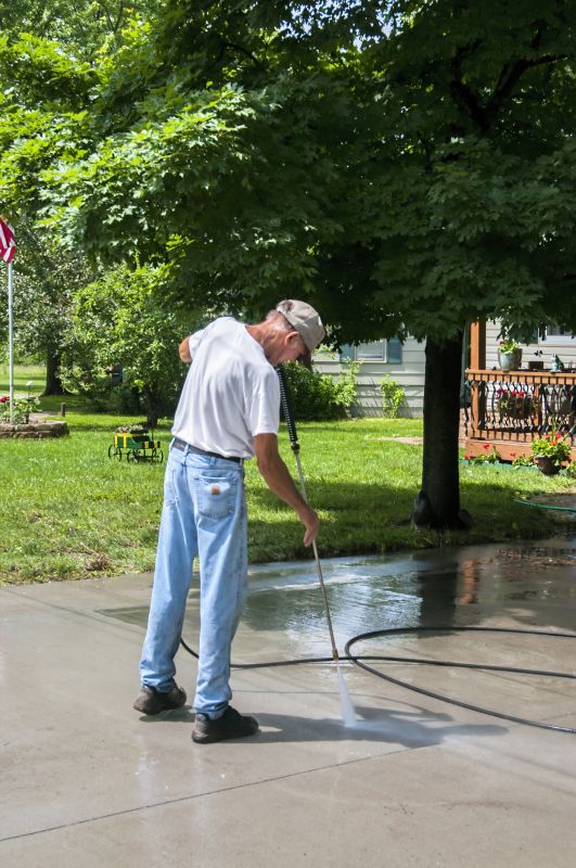 Outdoor Concrete Cleaning